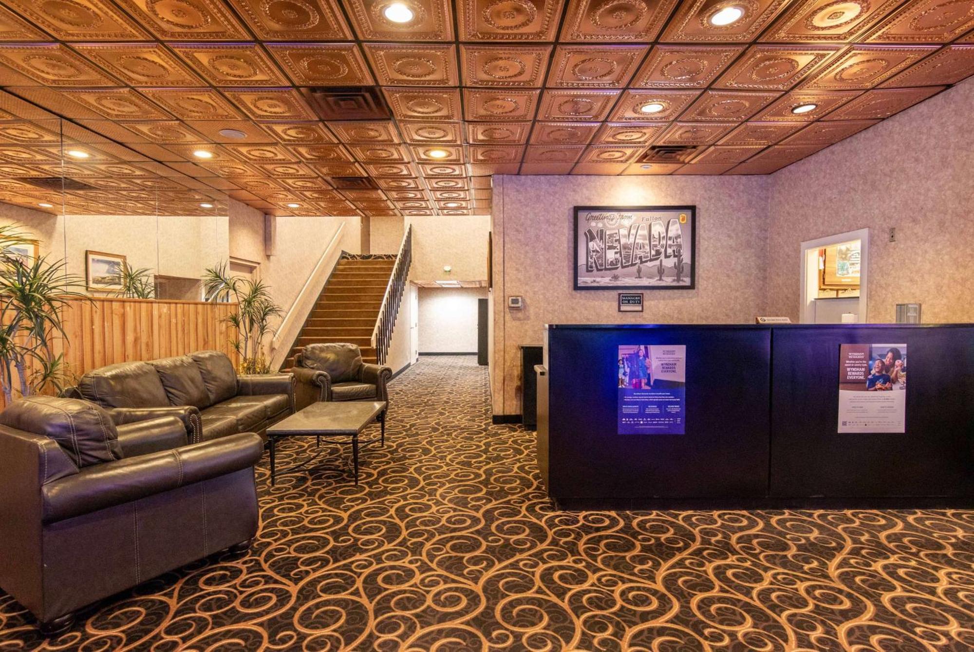 Super 8 By Wyndham Fallon Exterior foto
